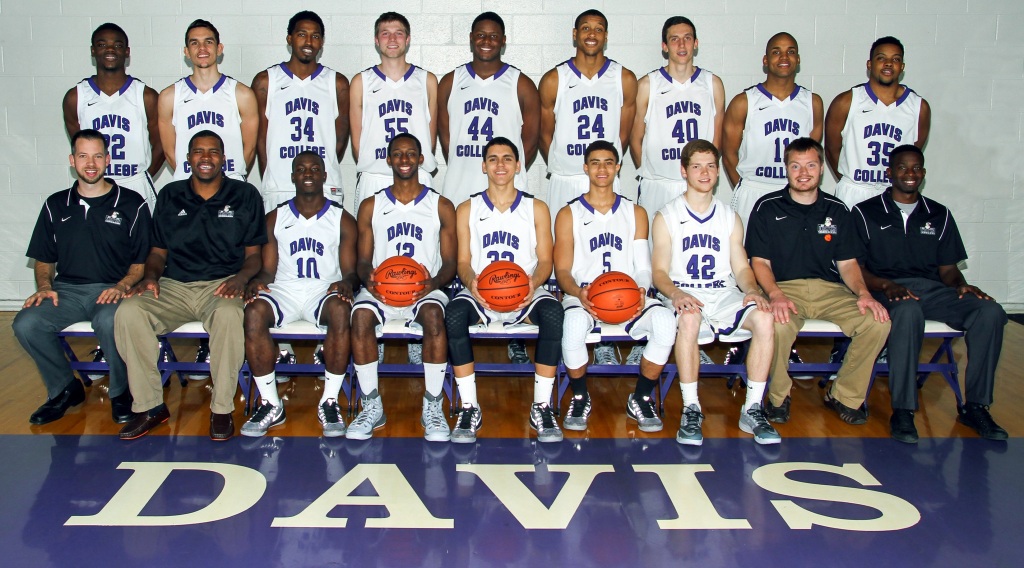 Davis Men's Basketball Wins Bible College National Invitational Tournament